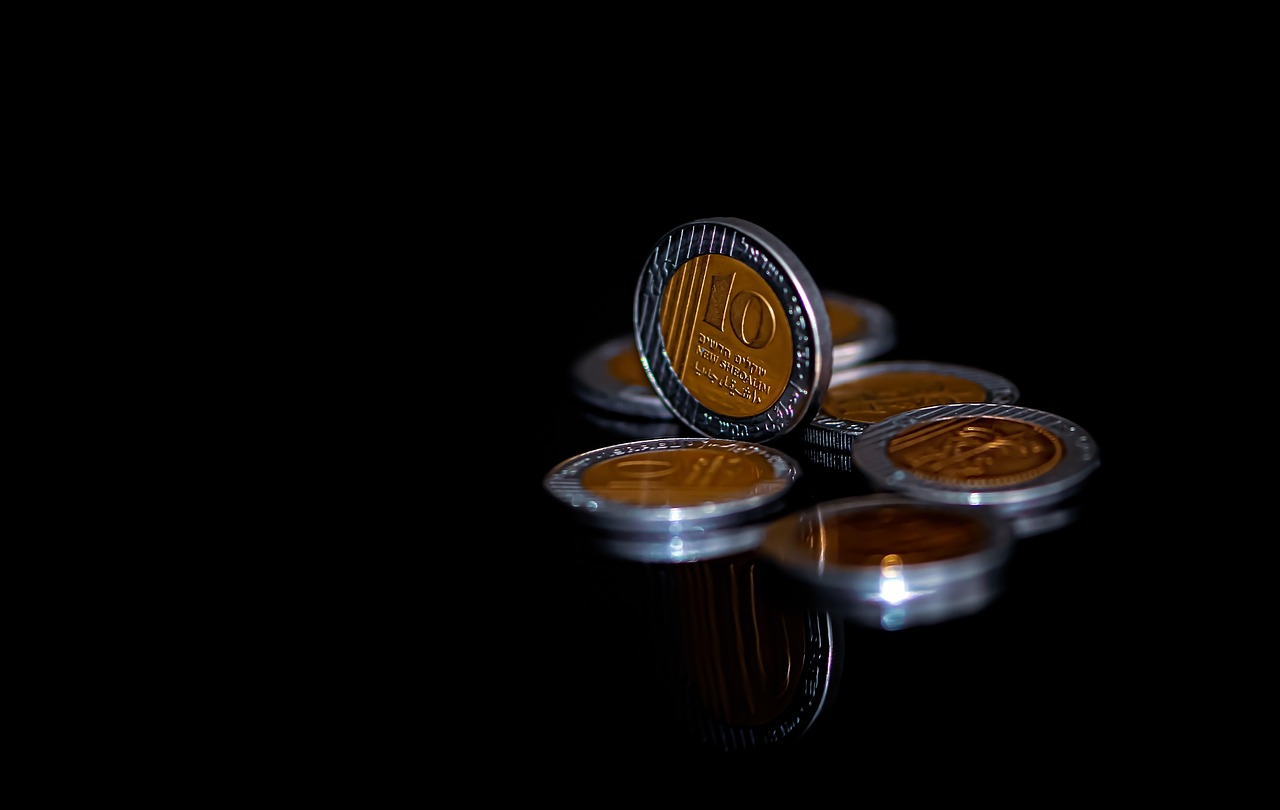 Illustrative visual related to bitcoin customer service telephone number live person